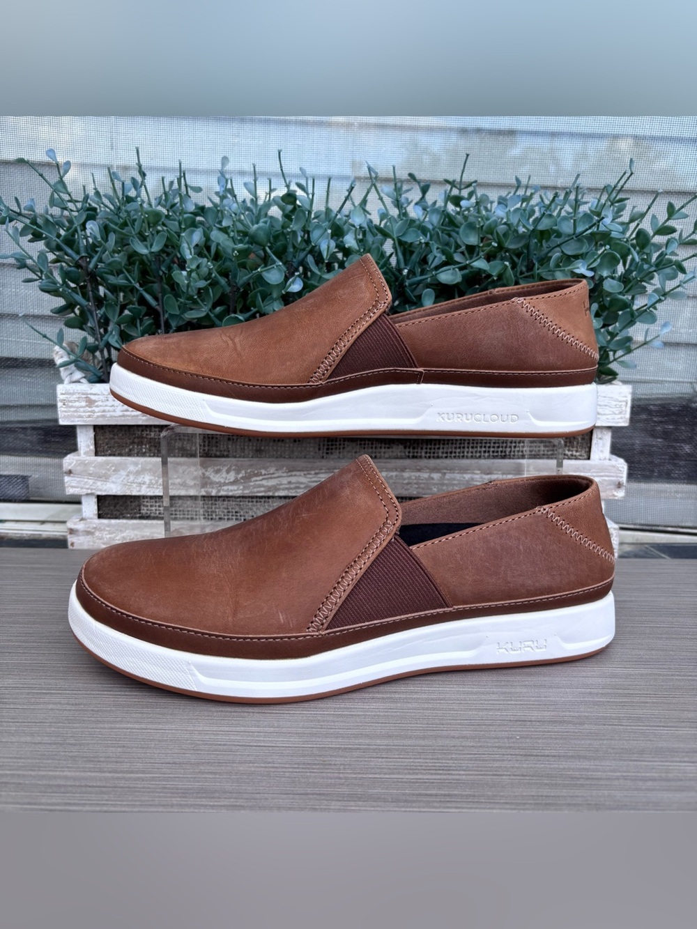 Kuru Cloud Roam Atla Womens Slip
On Shoes Loafers Size 8 Cognac
Brown